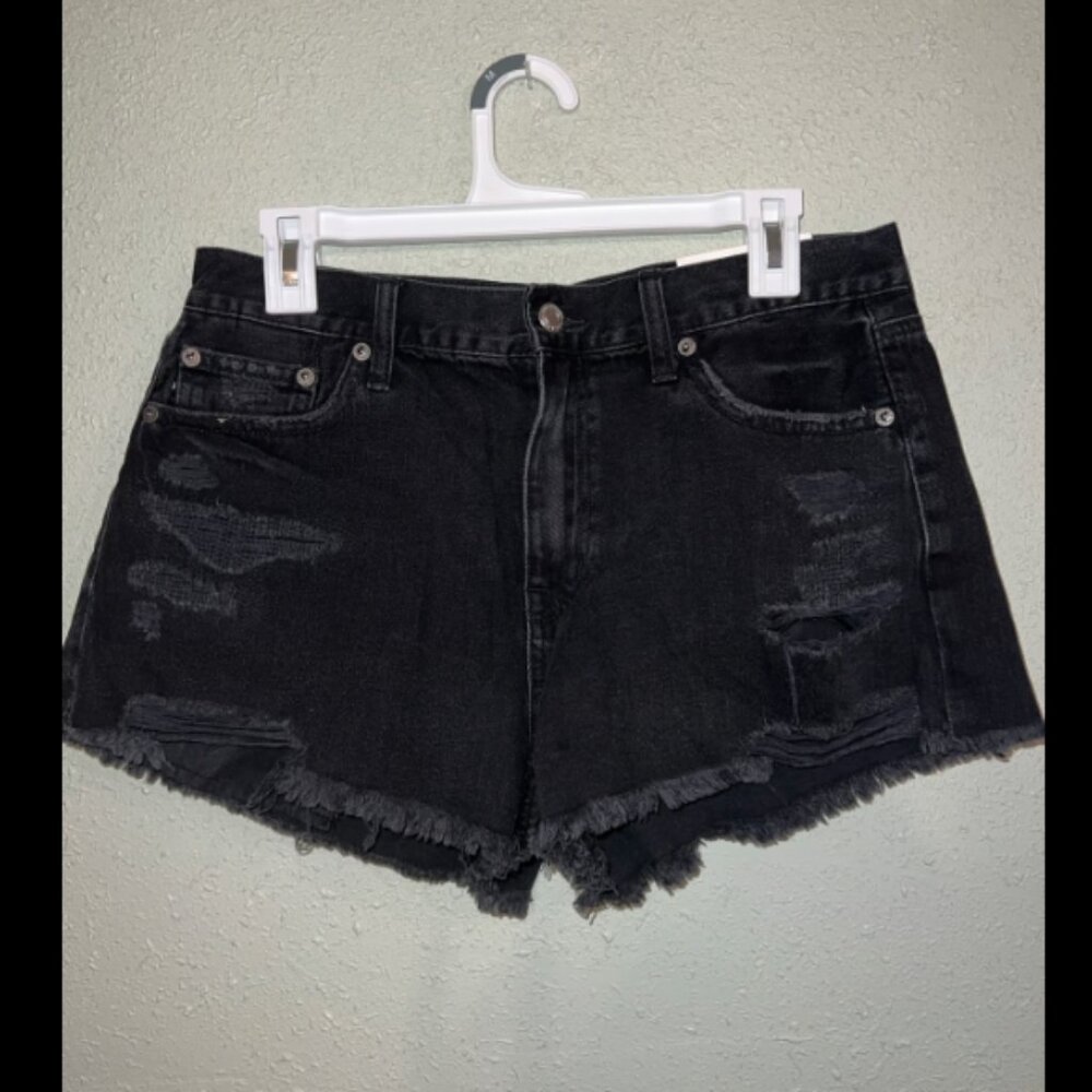 AE Hi-Rise Festival Shorts